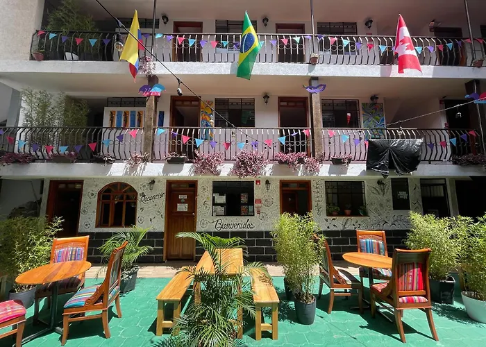 El Jardín Escondido Party Hostel